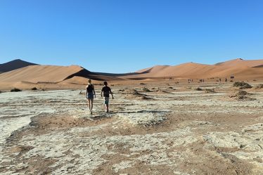 Lya et Eloan vers Big Daddy