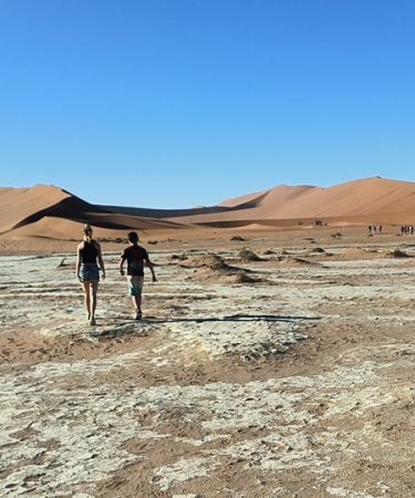 Lya et Eloan vers Big Daddy